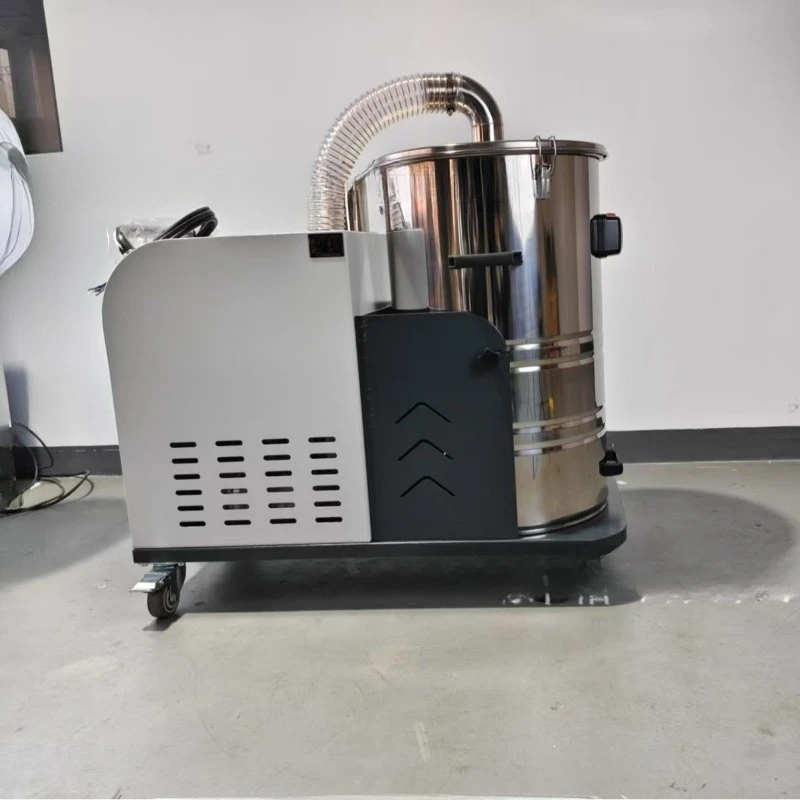 Large industrial vacuum cleaner with vortex high negative pressure fan