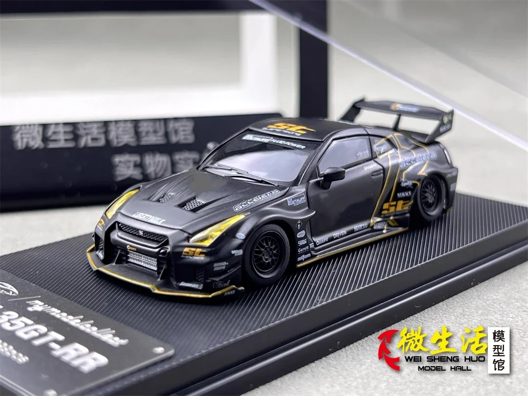 Stocks prêts MC 1:64 LB 35GT-RR, Collection noir mat, modèle de voiture à l'échelle cadeau