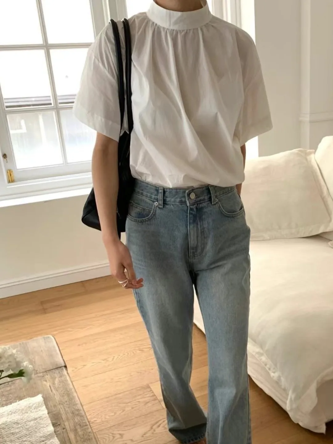 Ele Women's ort Sve irt Thin Material Small Stand Collar Ba Hollow out Design Summer New Sle Faionable Top