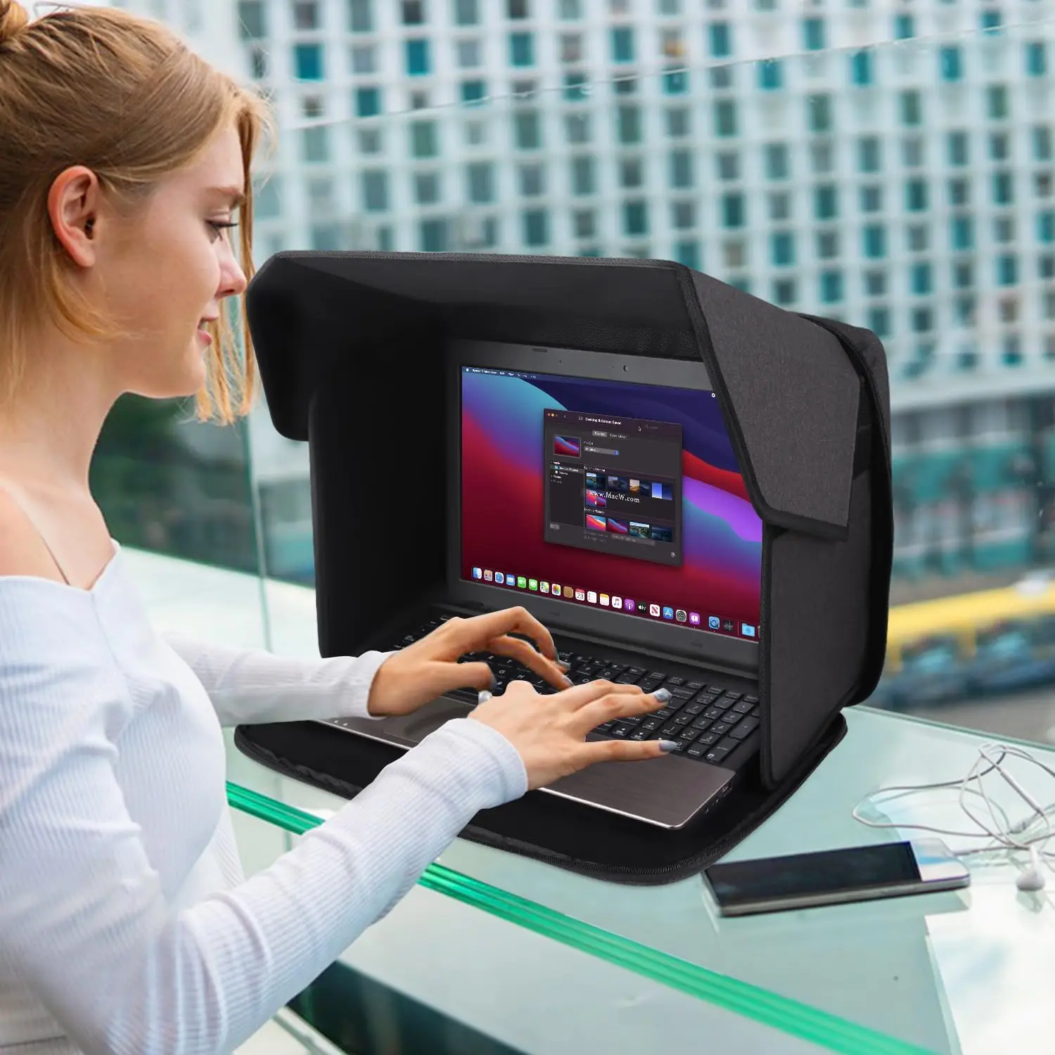 Laptop Sun Shade Ultra - light Foldable Portable Outdoor Privacy Cover Protective Case for 15 - 17 Inch Laptops Work Travel