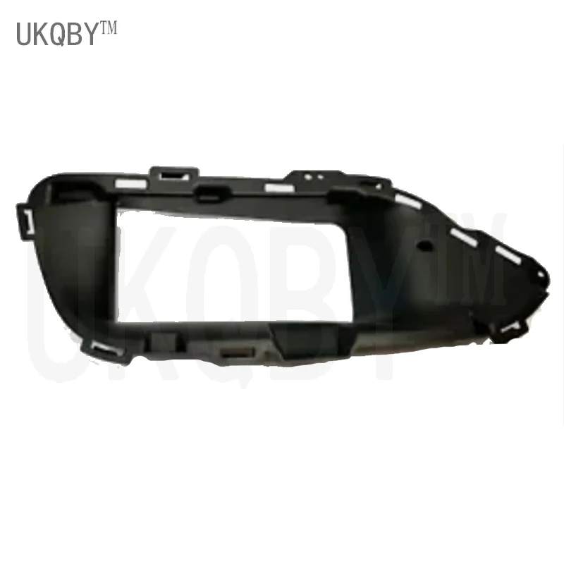 

Left air duct in the duct section W205 C 180 200 220 A2058850063 A2058850263