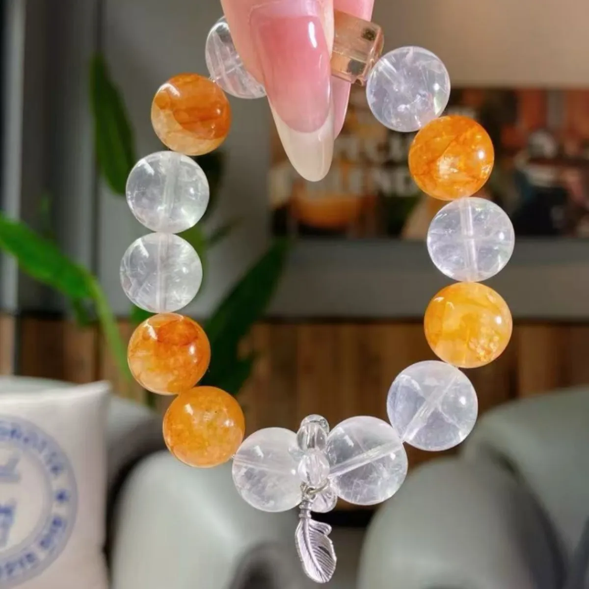 

Natural Citrine Bracelet Xanthate Flower White Crystal Bracelet Light Luxury Fashion Jewelry