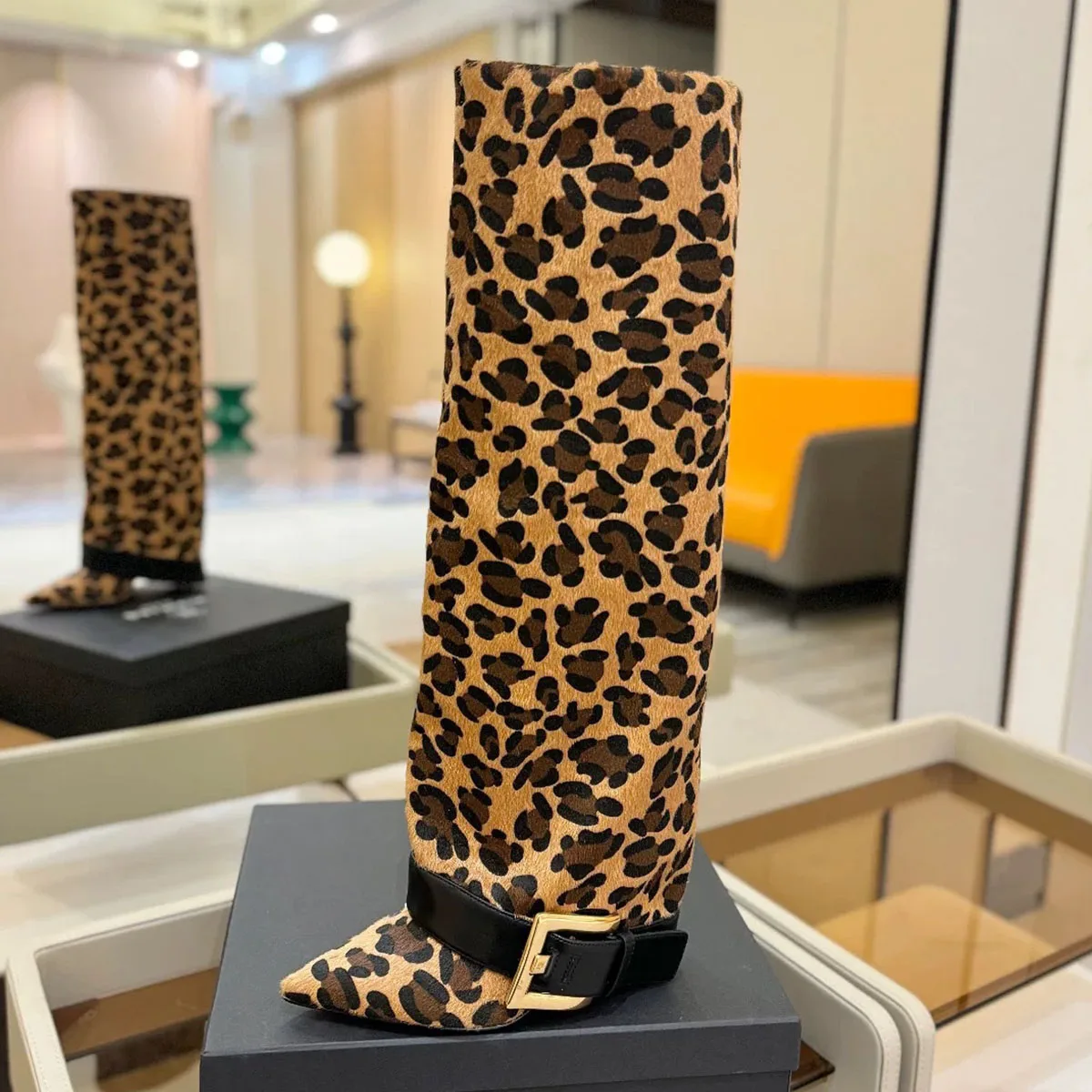 

Arden Furtado Autumn Belt buckle Trouser legs boots Pointed toe slip-on Turned-over Edge Stilettos heels Knee high boots