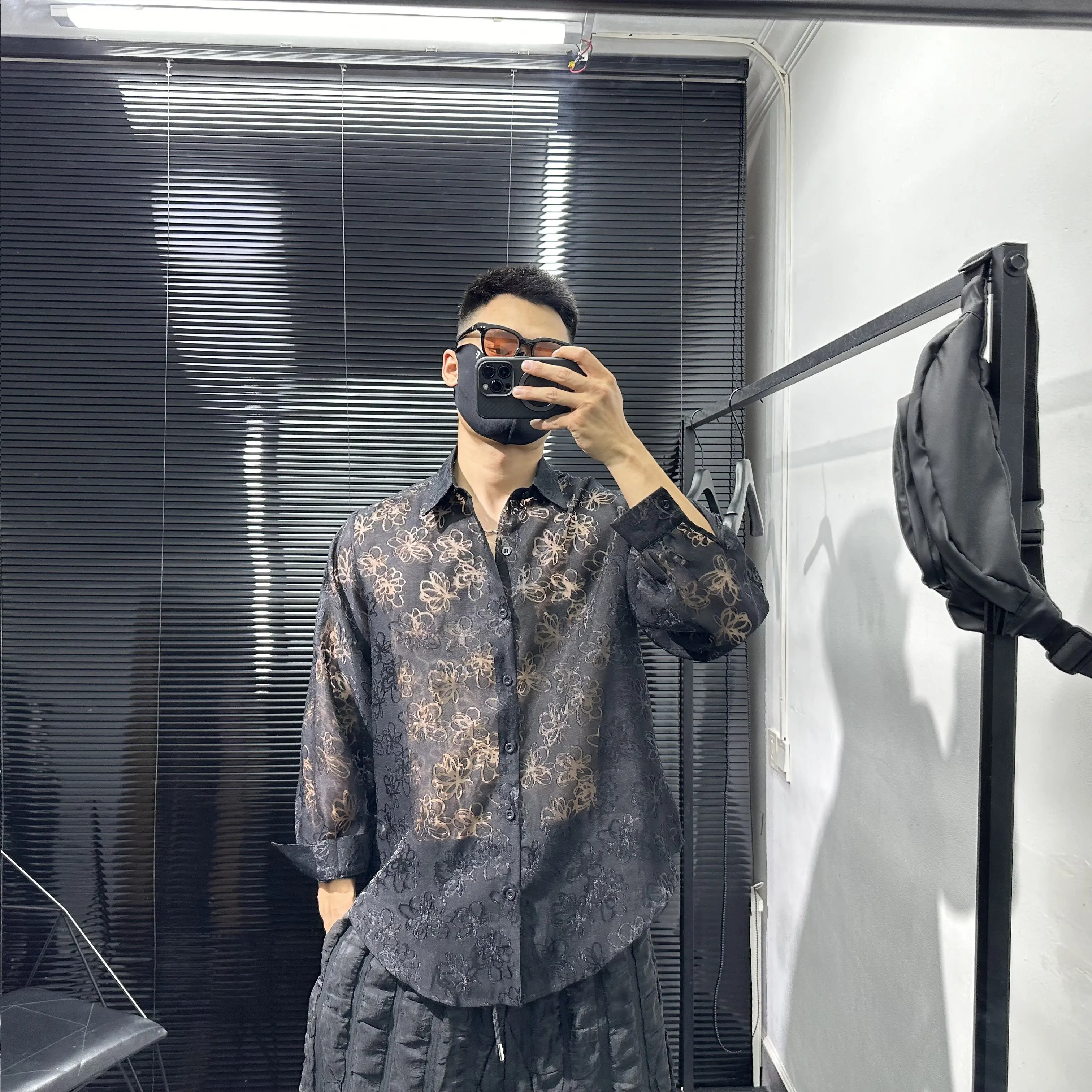 Dark High-Grade Hollow Flower Jacquard Design Long-Sleeved Shirt for Men Loose Leisure All-Matching Coat
