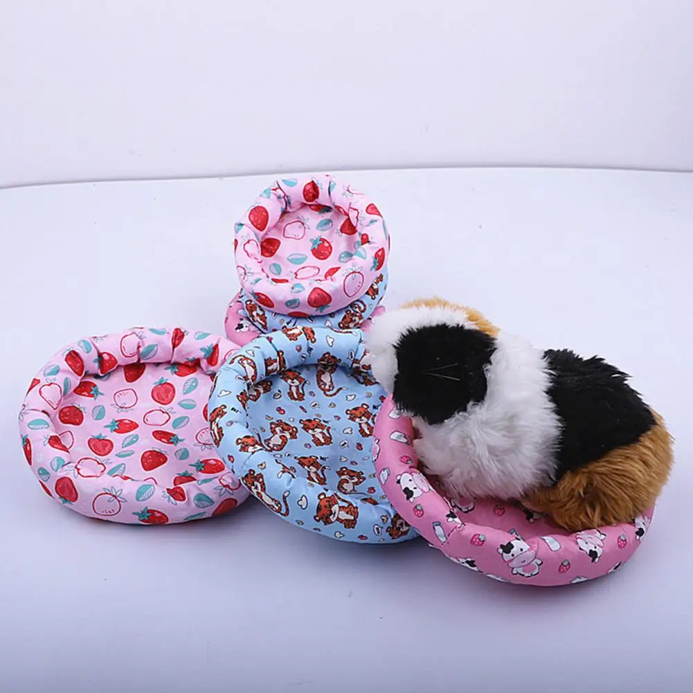 Small Animal Bed Nest Round Shape Rest And Sleep Cartoon Hamster Bed Soft Cushion Guinea Pig Chinchilla Rat Sleeping Mat