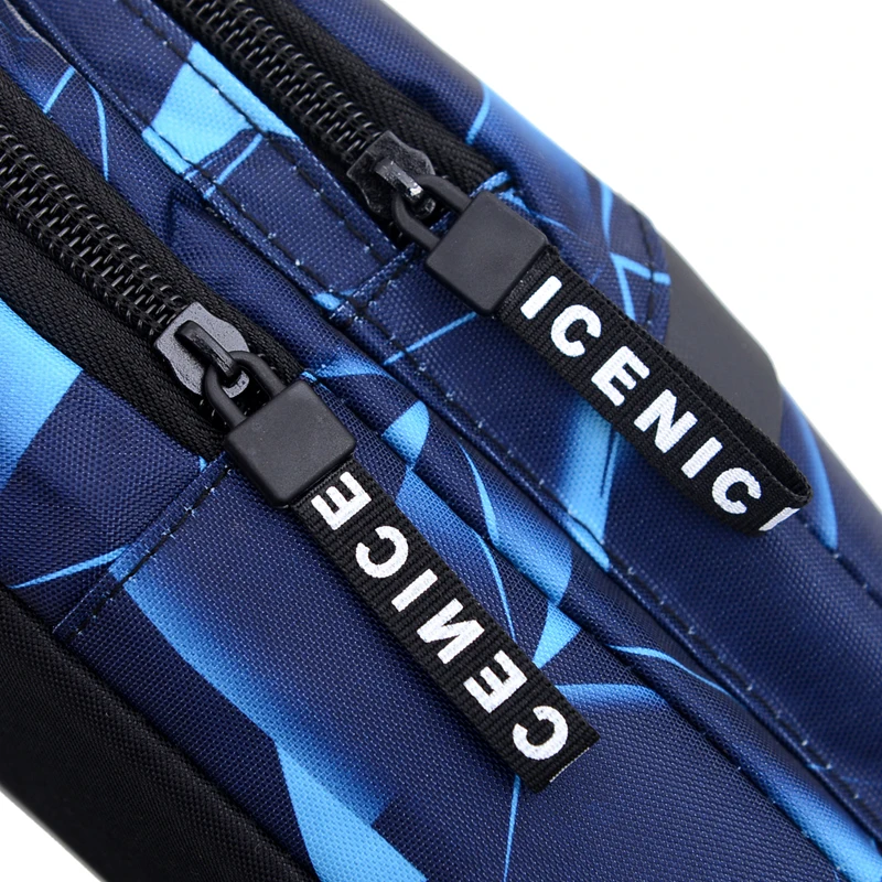 Men's Geometric Print Oxford Chest Bag - usage example