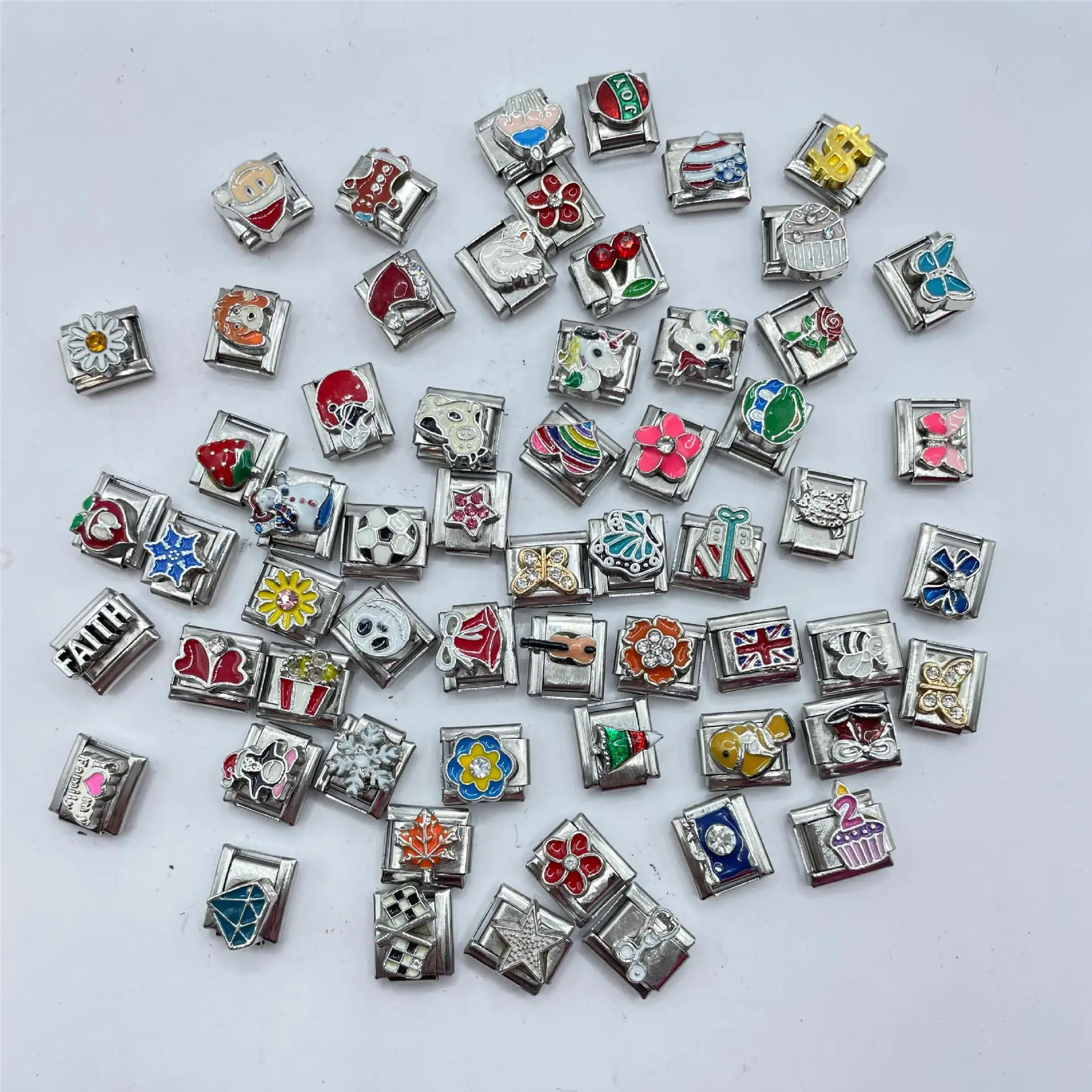 

Mix Match Random Bracelet 18pcs Flower Animal Italian Charm Bangle Links 9mm Square Stainless Steel DIY Making Jewelry Wholesale