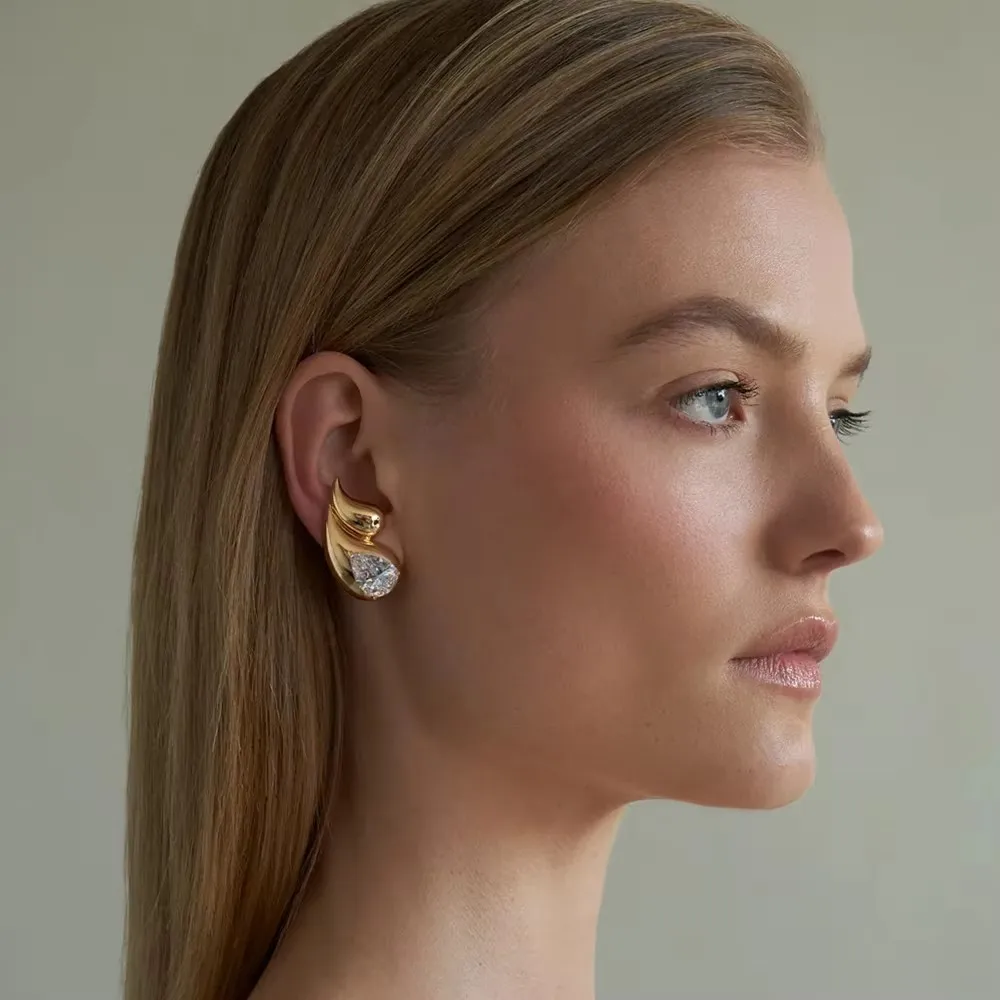 Klobige doppelte Tropfen-Ohrringe im italienischen Designer-Stil für Frauen, CZ-Kristall, Wassertropfen, vergoldetes Metall, Ohrstecker, Schmuck