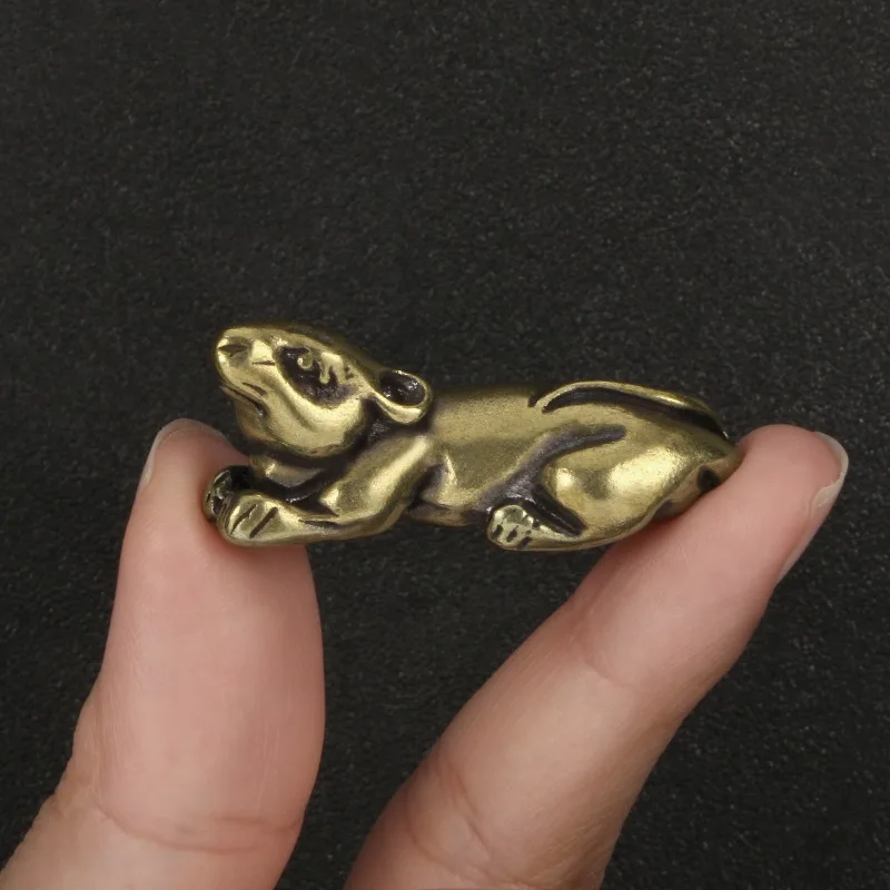 1 PC Creative Brass Zodiac Rat Ornament Retro Style For Good Luck Wealth Mouse Mascot Home Decor Ancient Copper Craft Miniatures