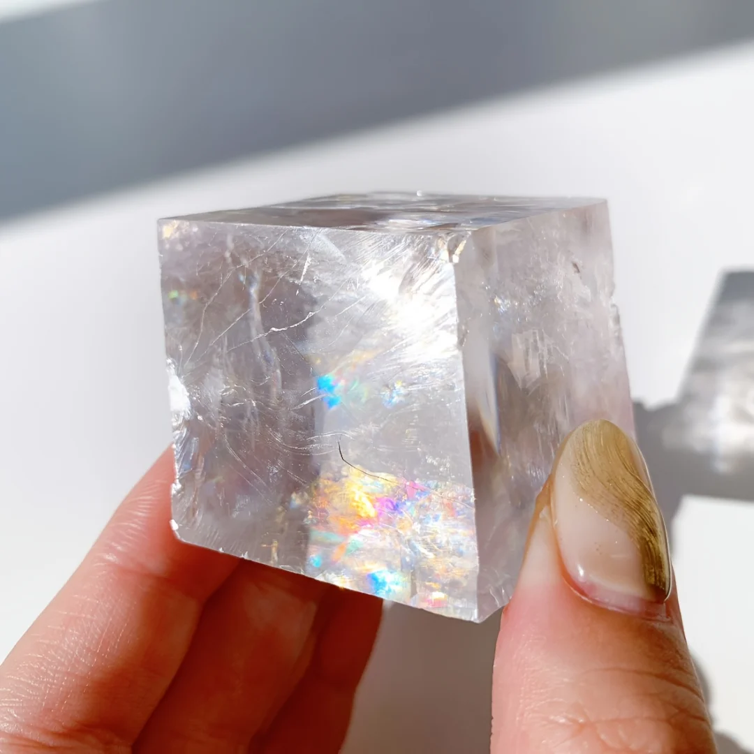 30g/60g/80g/170g Brasilianischer optischer Calcit-Würfel, natürliche optische Calcit-Würfel, klarer optischer Calcit-Stein, Heimdekoration – Detail 5