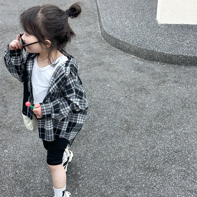 Black Plaid Girls' Shirt 2024 New Autumn Korean Version Children's Foreign Style Fashionable Plaid Casual Top Long Sleeve Tide