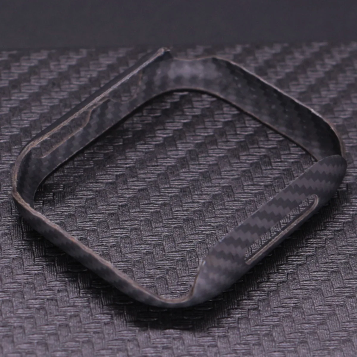 Custodia per orologio sottile in fibra di carbonio Kevlar da 46 mm 42 mm per Apple Watch S10 S11 Custodia protettiva in fibra aramidica