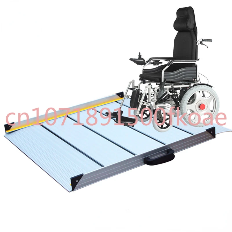 560L X 750W Aluminium Loading Ramp Portable Folding Wheelchair Scooter Van Disabled Access Motorcycle Ramps 560*750*55mm