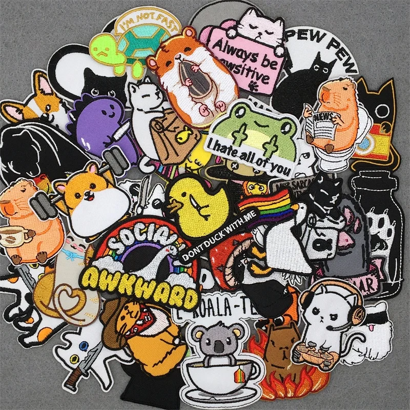 45pcs/lot Cartoon Embroidery Patches Clothes DIY Iron on Patches for Clothing Jacket Jeans Stickers Appliques Stripes