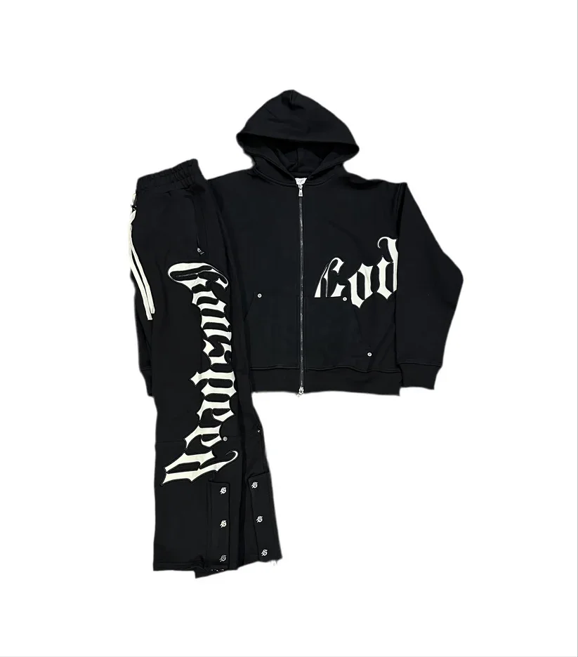 ชุดเซ็ตเสื้อฮู้ดดี้พิมพ์ลายตัวอักษรแบบซิปสไตล์อเมริกันเรโทรสตรีทสำหรับผู้ชายและผู้หญิง พร้อมกางเกงวอร์มขายาว ชุดสองชิ้นสไตล์ Y2K