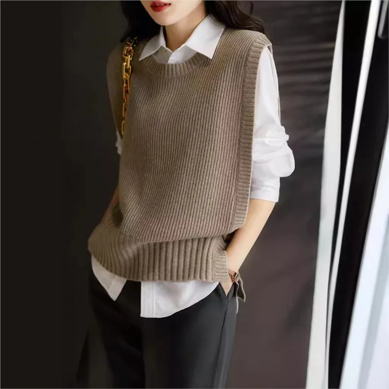 

Anti-puff cardigan vest; new autumn and spring Japanese style round neck solid color buttoned women's slimming fashion sweater.