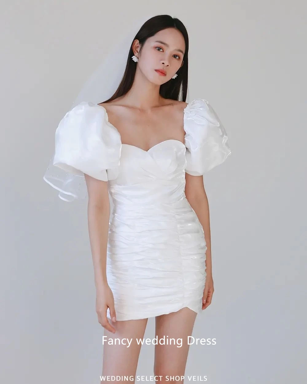 Fancy Korea Bladerdeeg Mouw Vierkante Hals Trouwjurk Een Lijn Plooien Mini Korte Prom Gown Wit Zwart Corset op maat