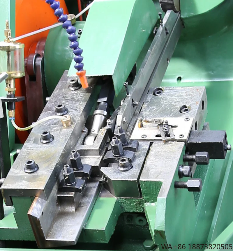 تصنيع المسمار آلة التزوير الباردة/البرودة الرقمية الأوتوماتيكية بالكامل عالية السرعة بما في ذلك مضخة محرك المحرك PLC لـ #4