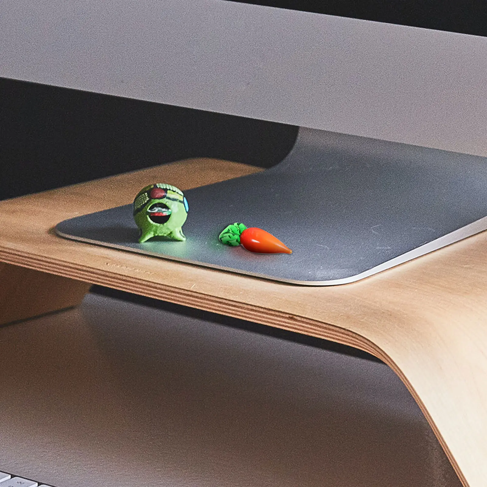 

1Pcs Vegetable Glass Ornament Desktop Adornment for Home Bedroom Office Table Decoration Creative Home Adornment