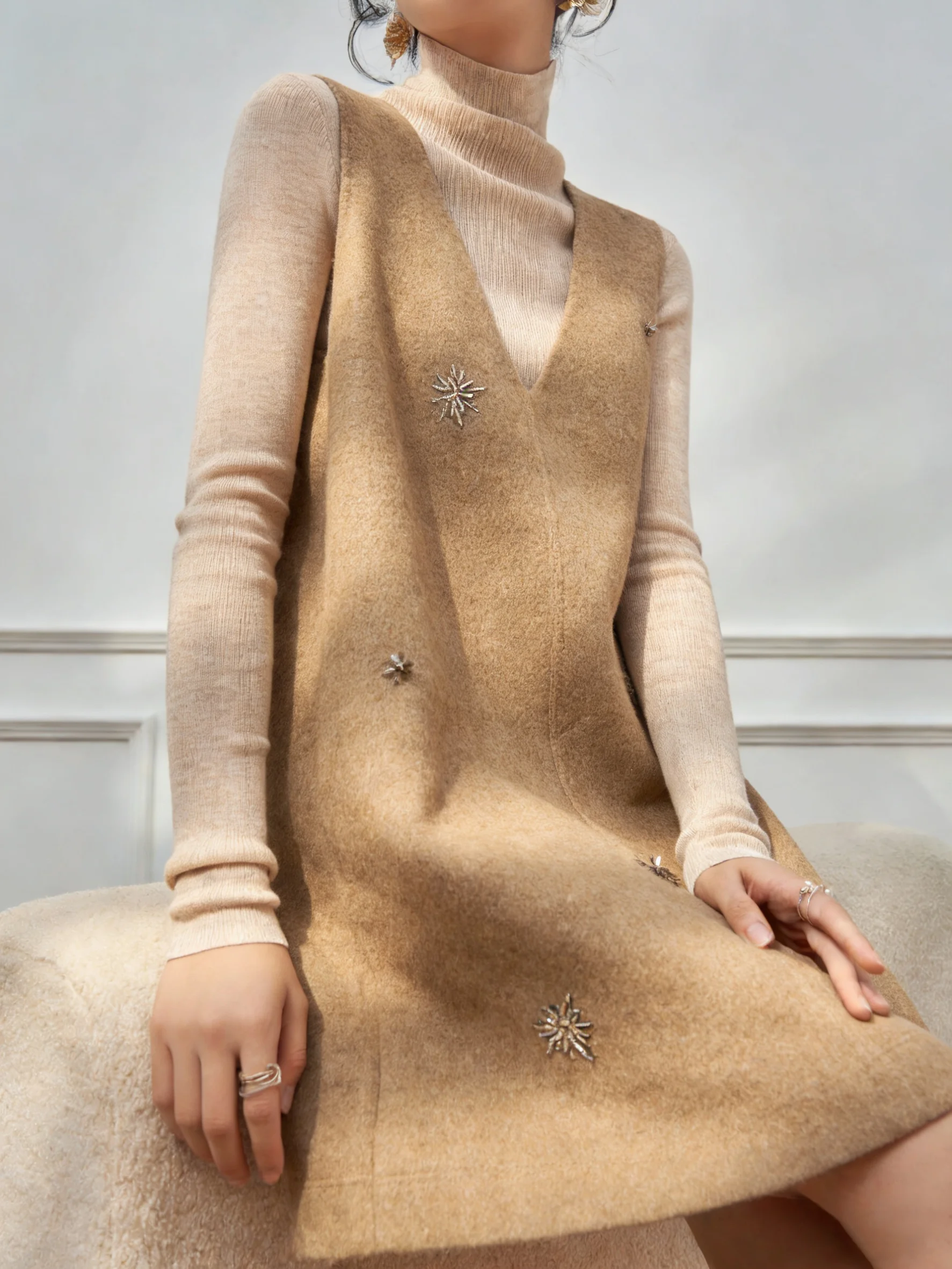 

Stunning Brown Wool V-Ne Vest Dr Women's High Waist A-Line Skirt Casual Summer Faion French Sle Knitted Dr