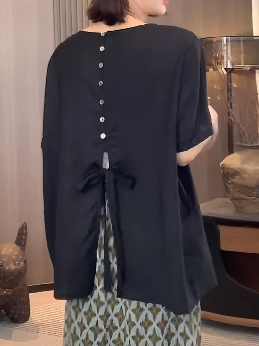 

plus Size Loose Fit Short Sleeve Women's Shirt Back Slit Design Slimming Belly Covering Summer Fashion Korean Style Top