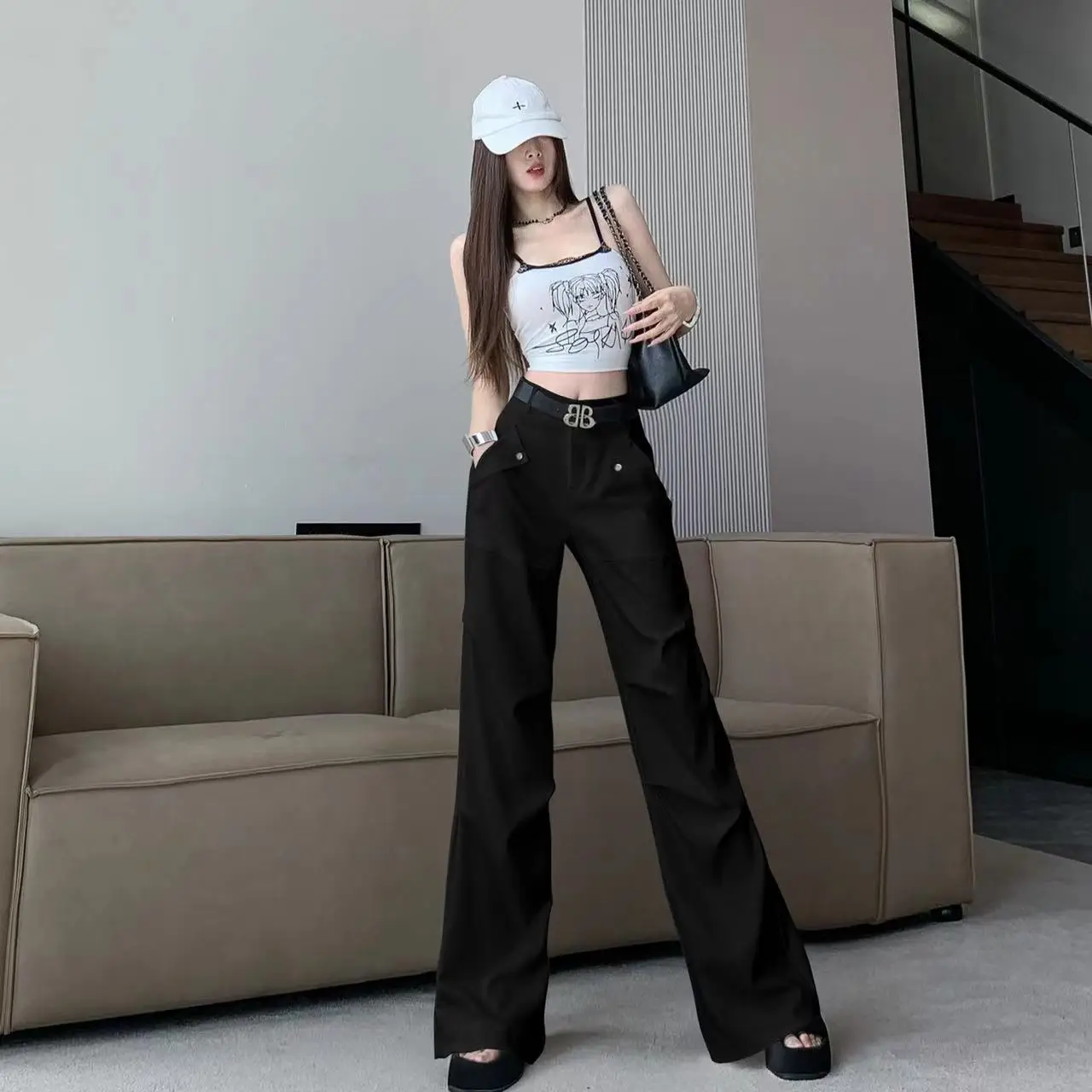 

American retro suit workwear pants for women in spring/summer 2024, new design with pleats, high waist straight leg casual pants