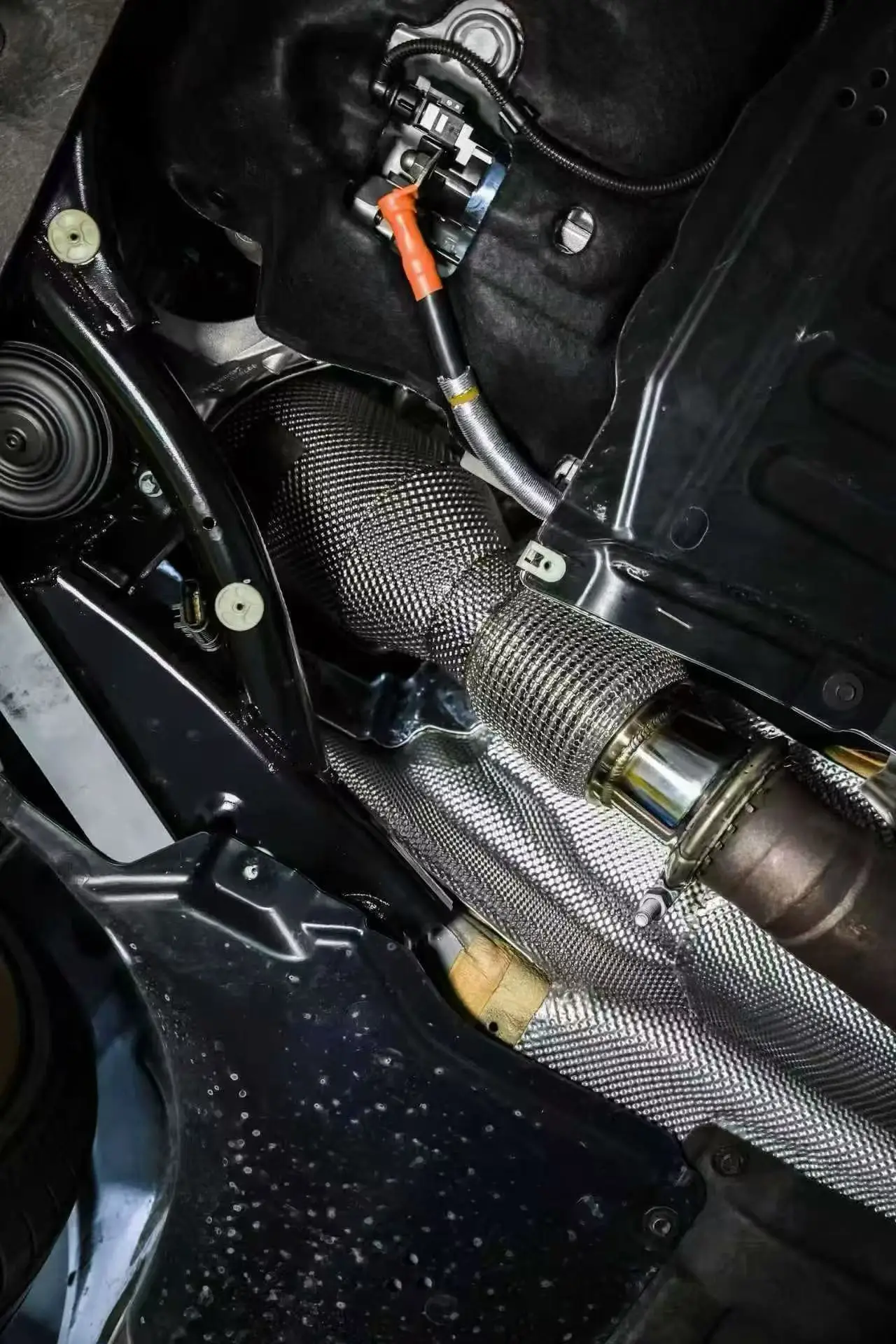 ACE für BMW G01 G02 M240i M340i M440i M540i M740i M840i X3 X4 Supra A90 B58 3.0T Downpipe mit Hitzeschutz SUS304 Auspuffrohr – Detail 11