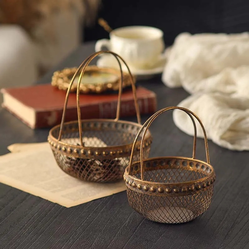 

DSA retro old portable flower basket wrought iron weaving retro handicrafts decoration studio photography decoration props