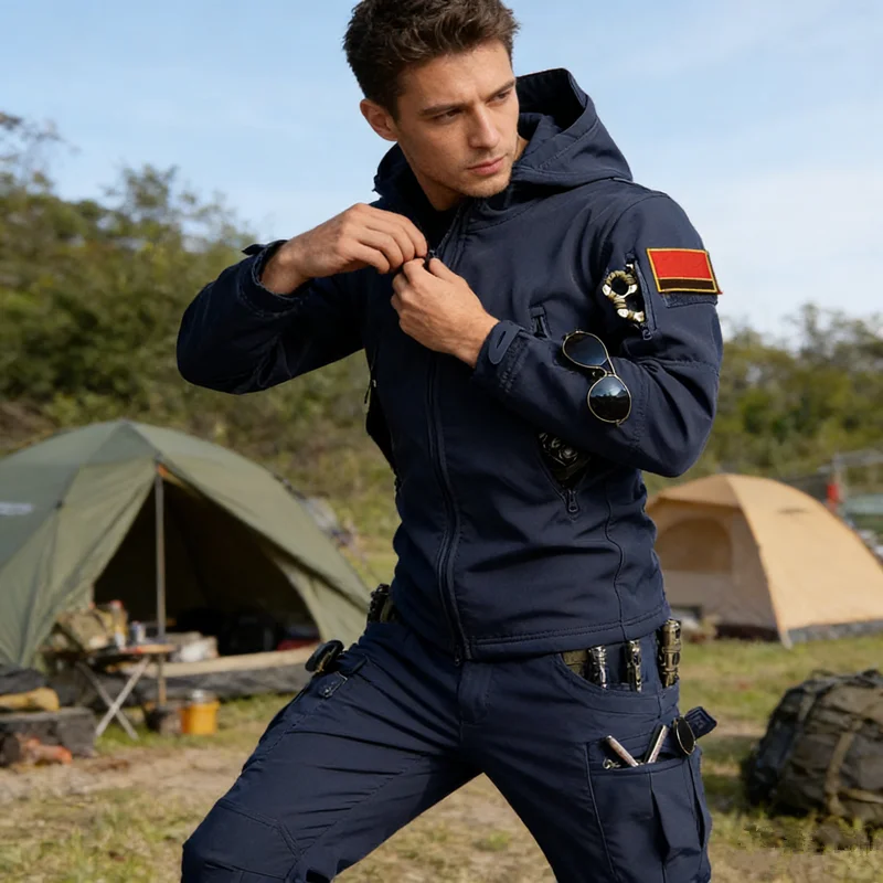 

Зимний тактический спортивный костюм из софтшелла: водоотталкивающий, ветрозащитный, на флисовой подкладке, теплый, для активного отдыха и работы, с множеством карманов