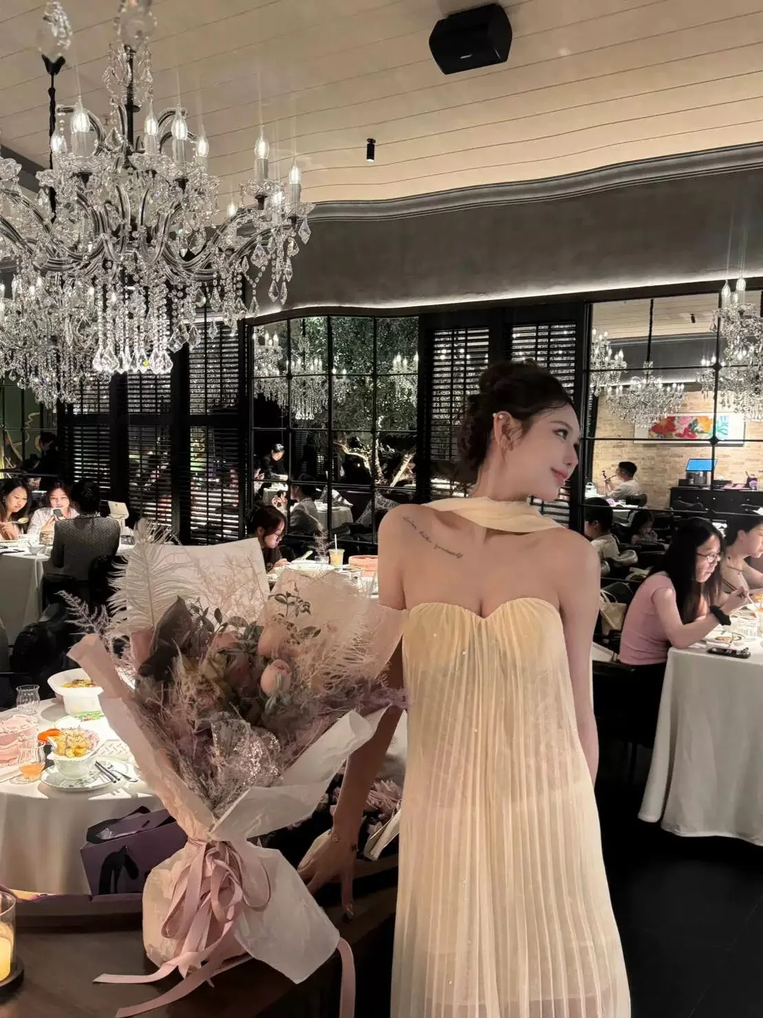 หญิง Fairy ริบบิ้นประดับด้วยเลื่อมจีบชุดยาว Lady Elegant ชีฟองตาข่าย Party Dinner จัดเลี้ยงวันที่ชุดผู้หญิงบาง Sheer Dress