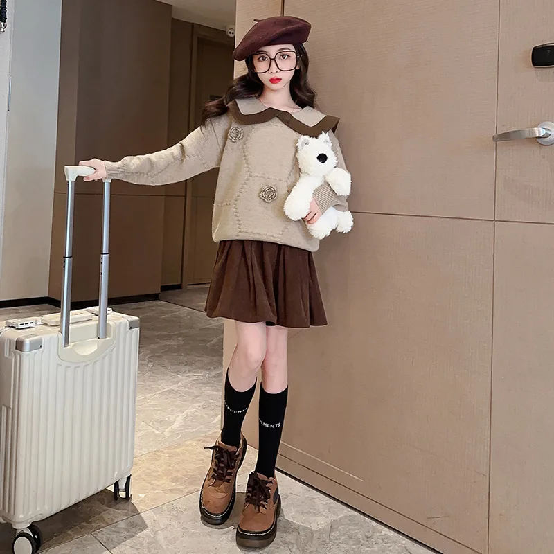 

2025 Korean Autumn Junior Girl 2pcs Outfit Teenager Girl 3D Flower Knitted Tops+Plus Velvet Pleated Skirt Children Girls Suits