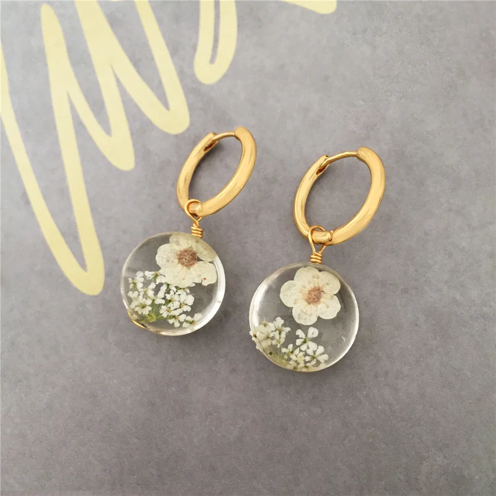 Unique Dried Flower Earrings Women Fashion Colorful Real Floral Earrings Creative Resin Epoxy Immortal Flower Earrings Jewelry