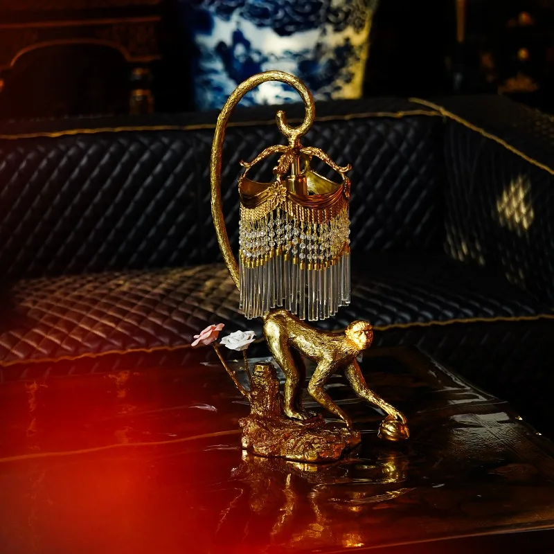 

TD77 French retro long-tailed monkey decorative table lamp "desktop ornament"