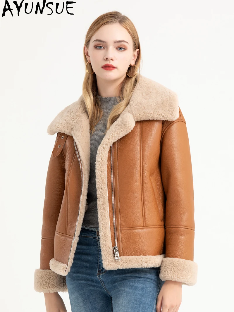 AYUNSUE Cappotto di pelliccia di montone naturale Giacca da donna in vera pelle Cappotto invernale 2025 Abbigliamento donna Giacca da moto Stile corto