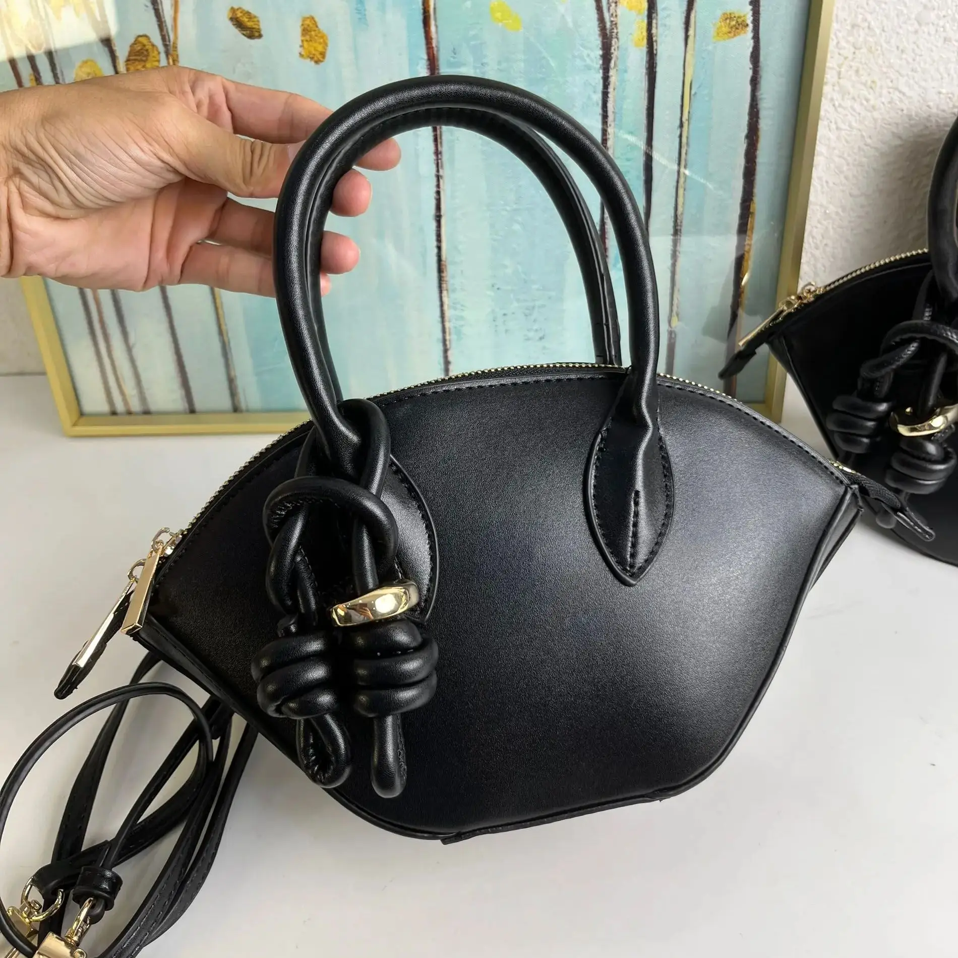 

Women's Bags 2025 New Fashion Pendant Mini Designer Luxury Bag City Leisure Shell Bag Single Shoulder Crossbody Handbag Women