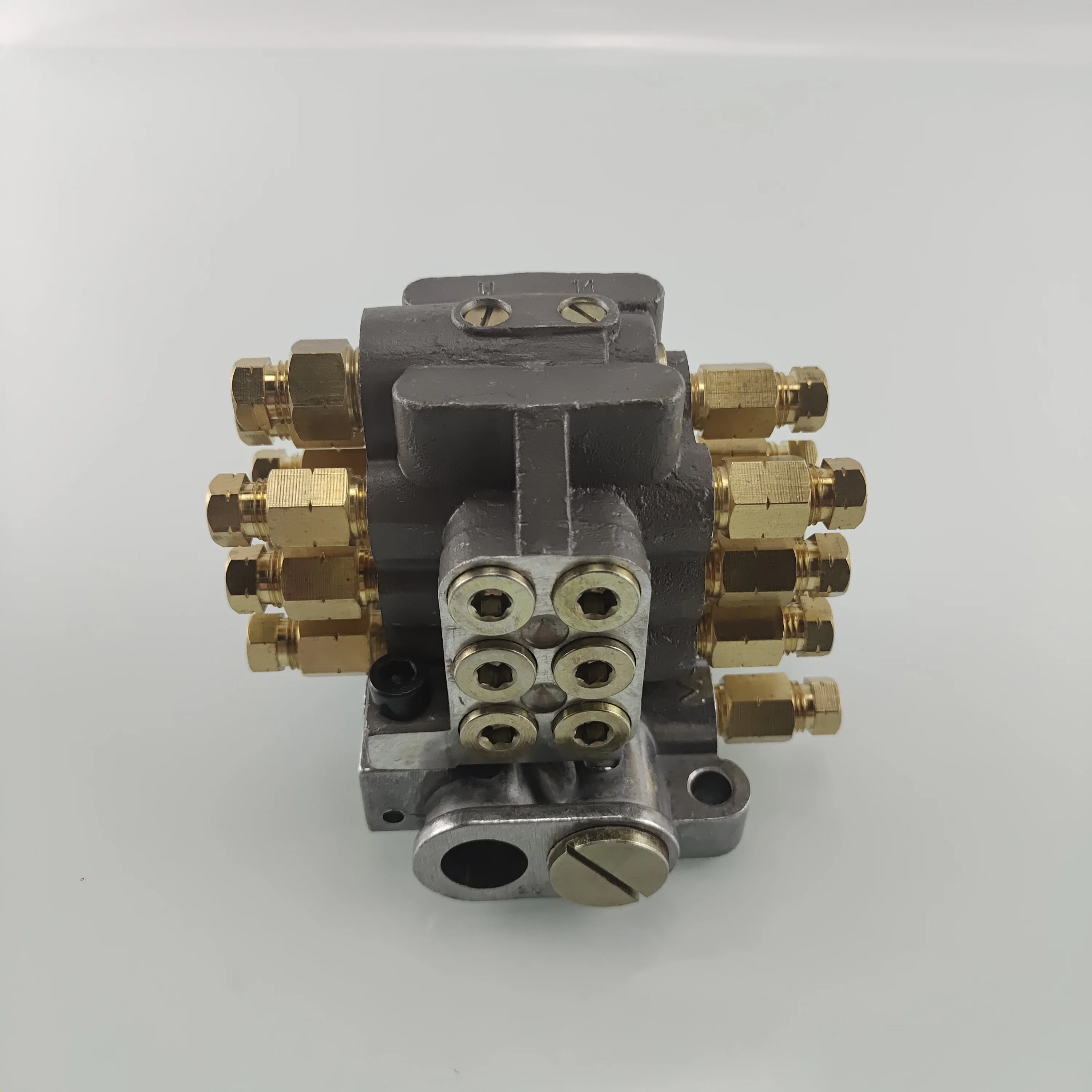 For IHI U-14R/Jinfeng MU-14 Butter Distributor Oil Separator Valve, Punch Press
