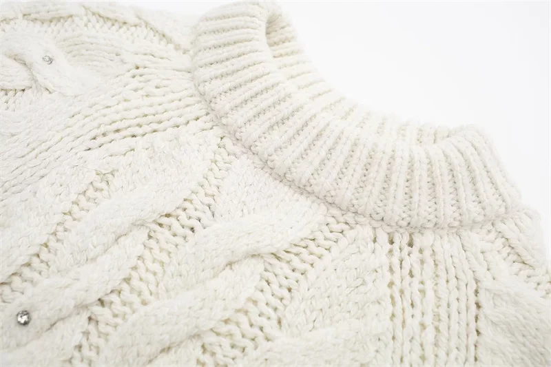 Women's Top 2025 Winter New White Long-Sleeve Pullover with Sequin Decor and Braided Knit Casual Fashionable Versatile