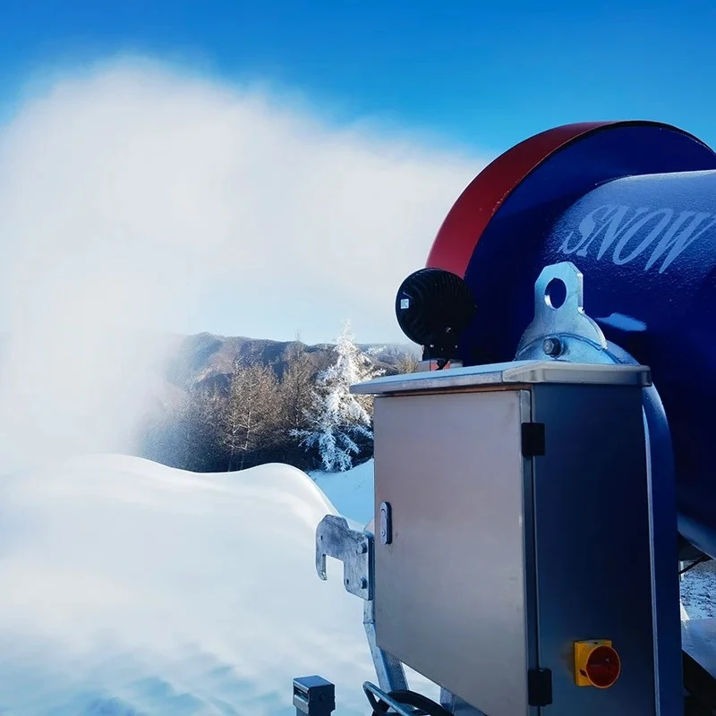Outdoor Artificial Ski Resort Snowmaking Equipment  Low Maintenance Cost Snowmaker Snowmaking Machine