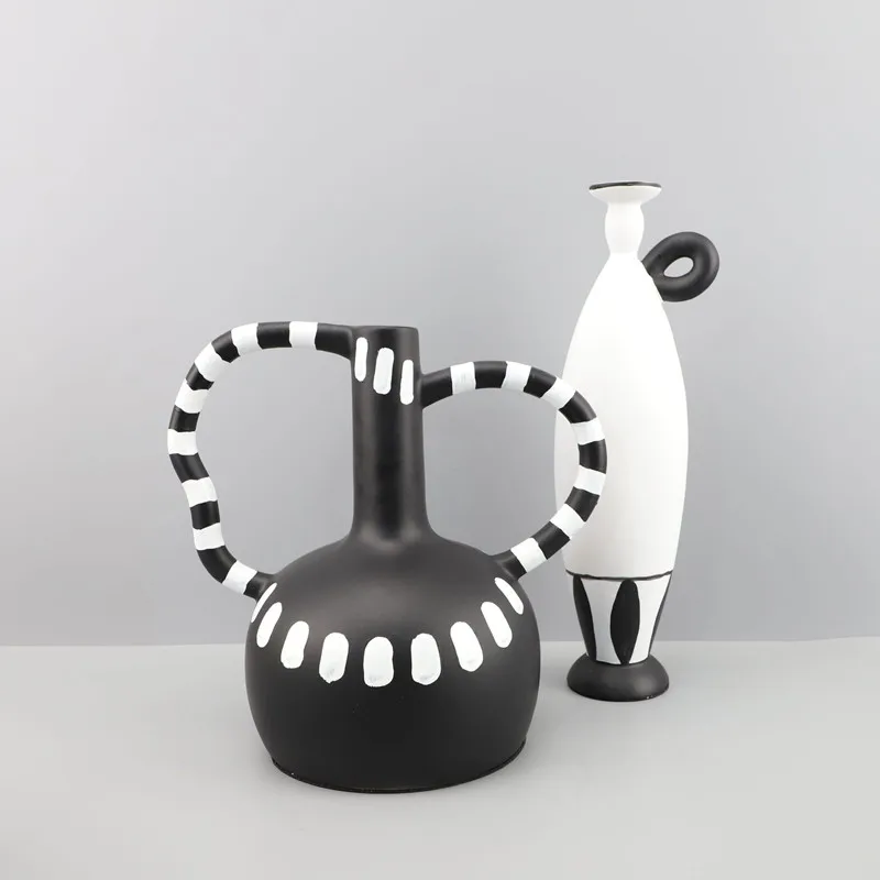 Modern Art Black and White Polka Dot Vase, Flower Arrangement, Centerpiece of Dining Table, Resin Crafts, Living Room Decoration