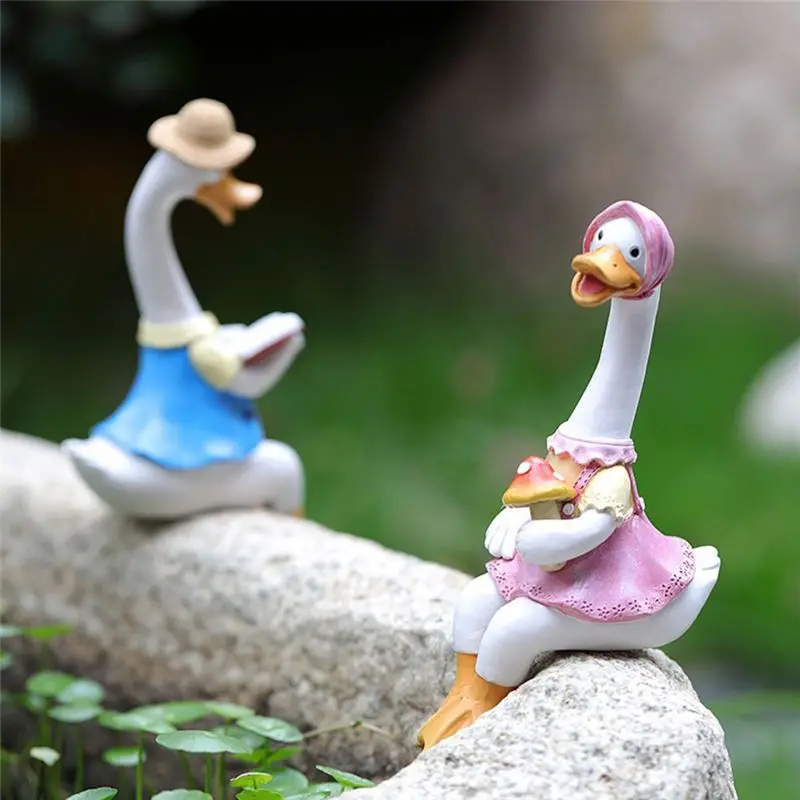 PZHI 2Piece Couple Duck Garden Statues - Resin Cute Sitting Chicken Sculpture for Home Courtyard Decoration, Gift