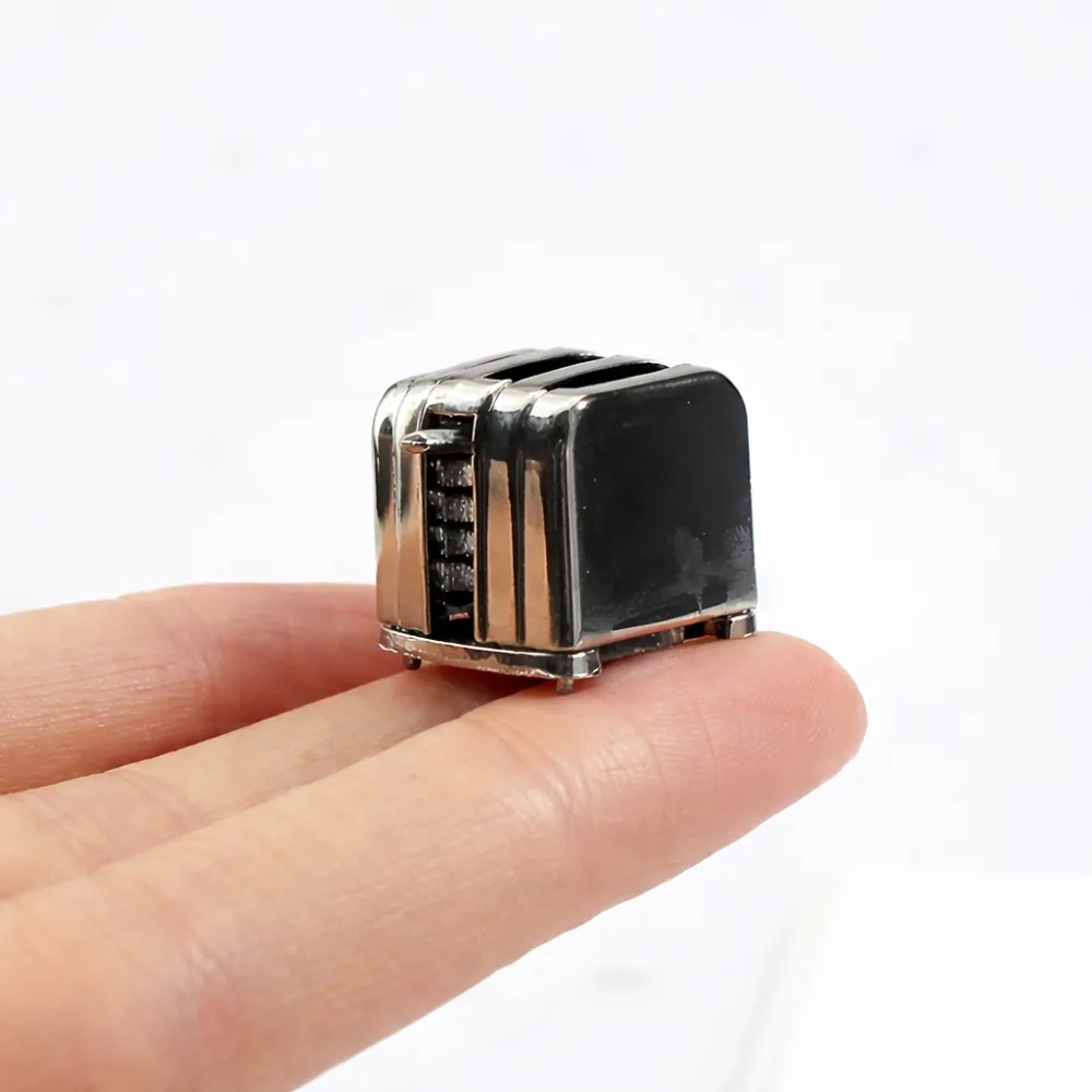 1Pc doll house miniature model, mini simulation metal toaster miniature model ornament shooting props - Detail 1