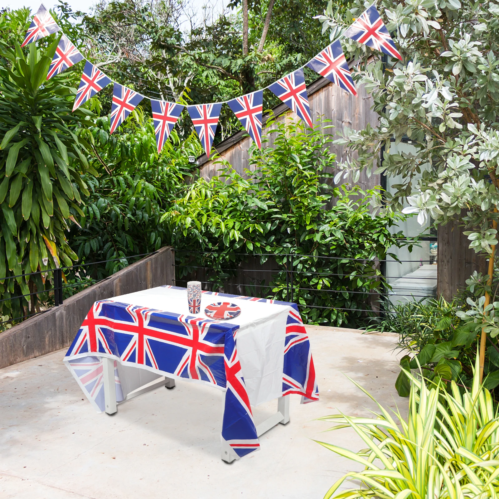 

Disposable Paper Plates Cups for Birthday Party Tableware Decorations Union Jack Design Lightweight Easy to Hold