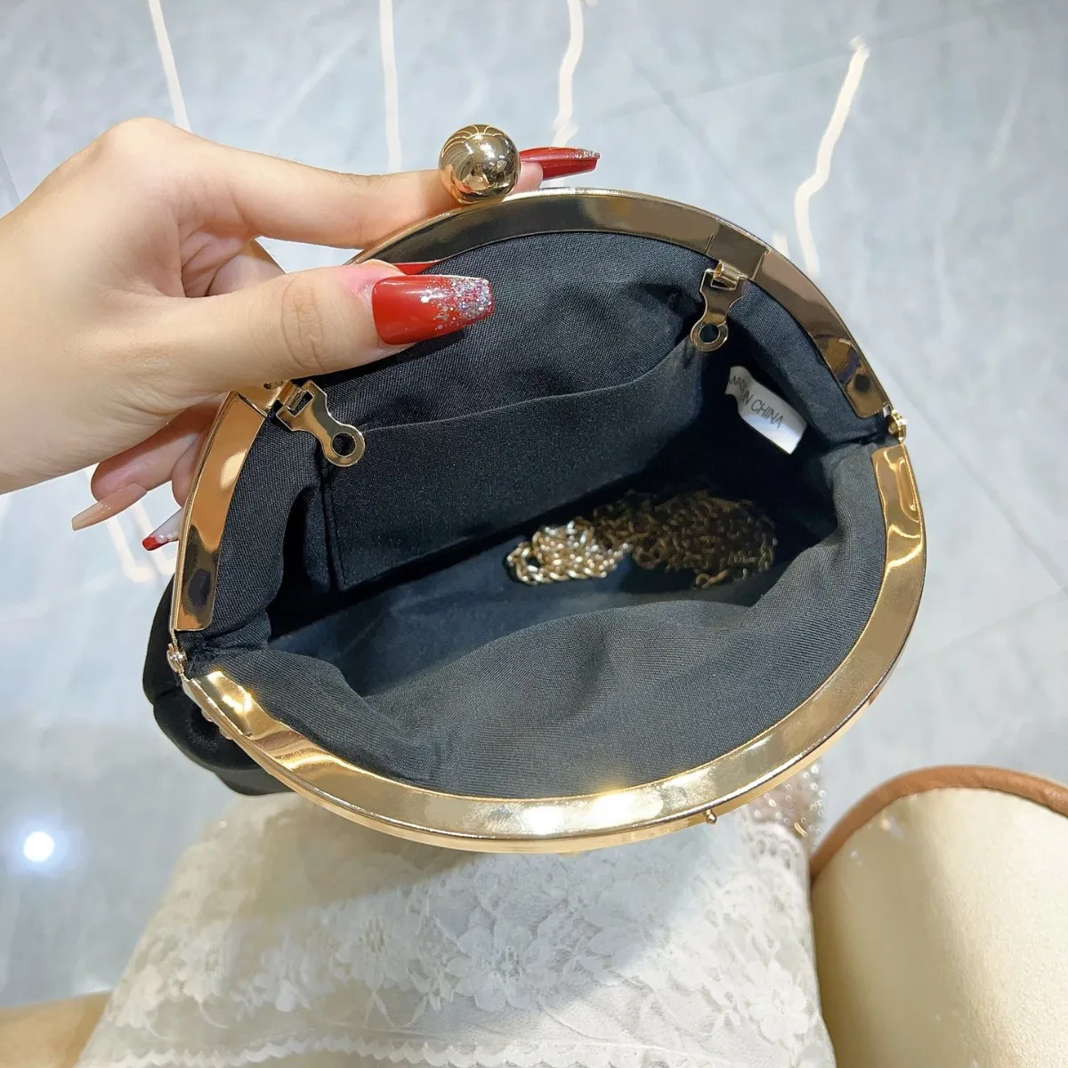 New Diamond Inlay Velvet Evening Bag For Wome Vintage Fashion Silver Black White Small Clutch Handbag Females Party Shoulder Bag