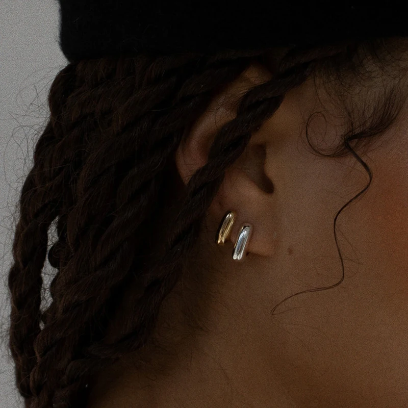 

Женские серьги-гвоздики из титана, вечерние украшения в стиле панк из стали, небольшие размеры, в Корейском стиле, японском стиле, в стиле бохо, 18 К золота