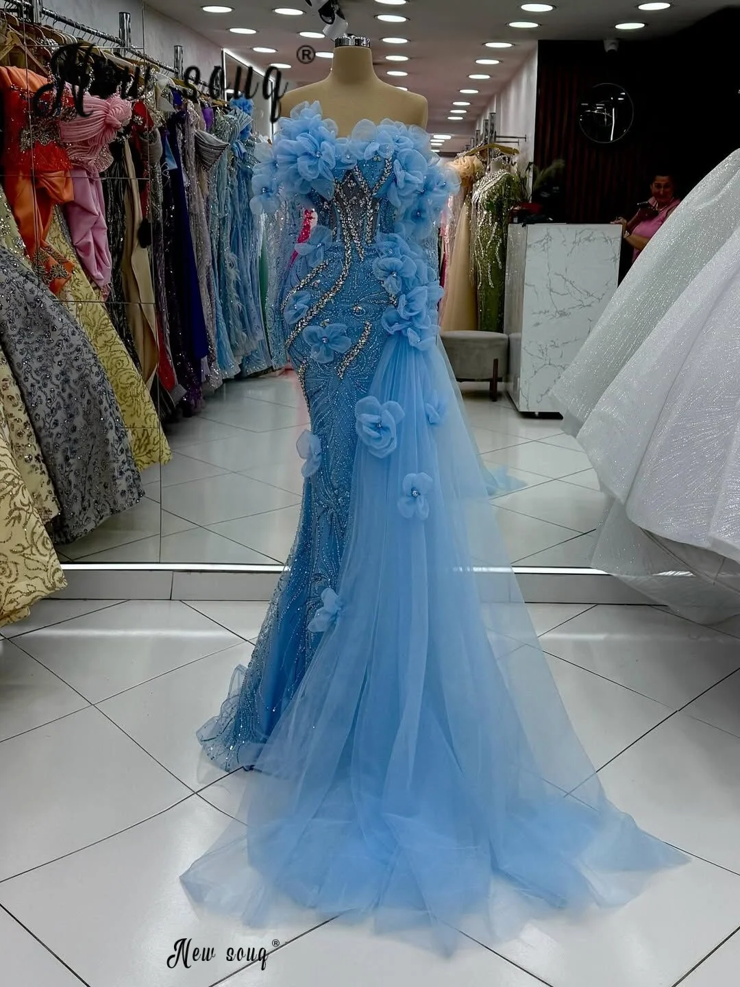

Blue Flowers Summer Long Prom Dresses Off Shoulder Side Overskirt Beading Party Dress for Women Wedding 2025 Dubai Customized