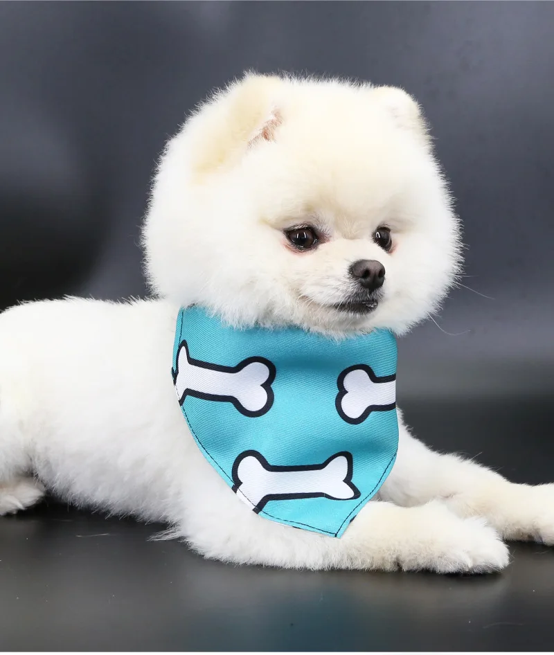 Pet Saliva Towel Adjustment Cute Cartoon Bear Weaved Dog Cat Collar Bib Grooming Arc Design Dog Scarf for Girl Small Dogs Cats