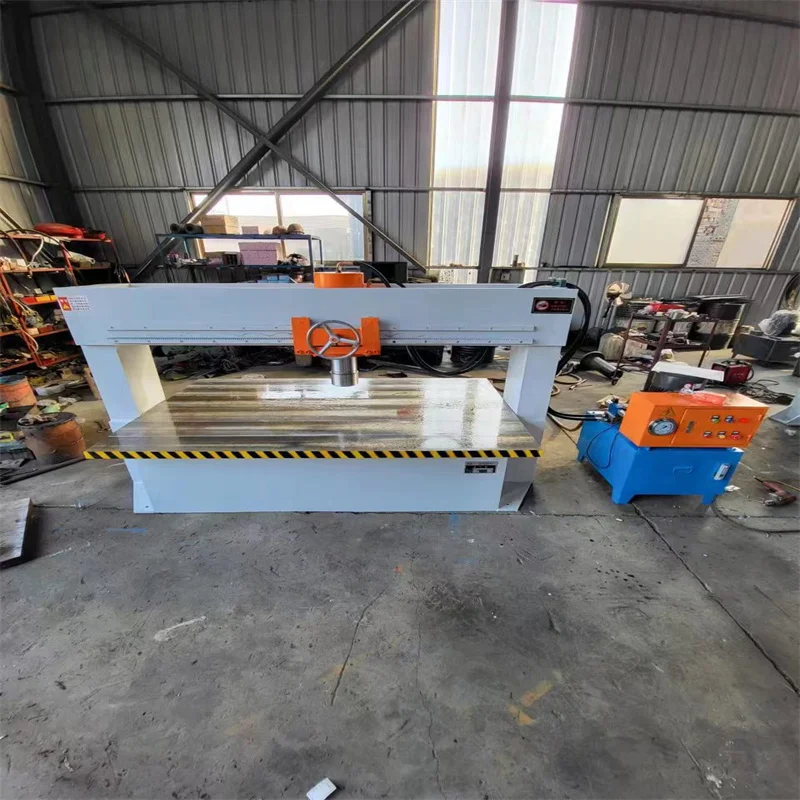 CIF Price 100 Ton Mobile Gantry Hydraulic Press Factory Supply Frame Straightening Machine with Movable Cylinder