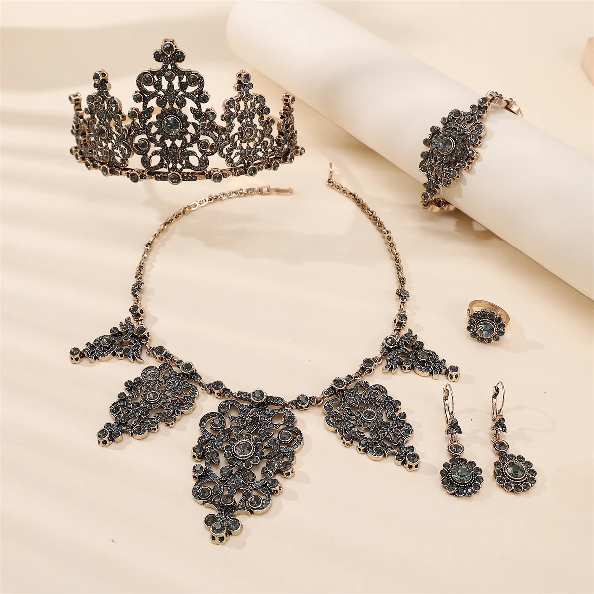 

Luxury Turkish Style Bridal Set Necklace Earrings Crown Bracelet Ring Five-Piece Black Jewelry Accessories