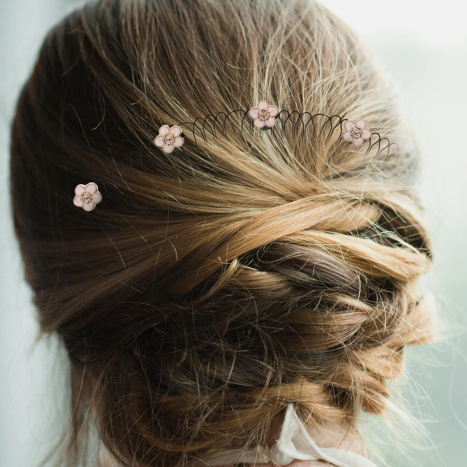 

2Pcs Hair Finishing Fixer U Shape Invisible Comb Camellia Flyaway Holders Secure Loose Hair Styling Tools Finishing Fixer Set