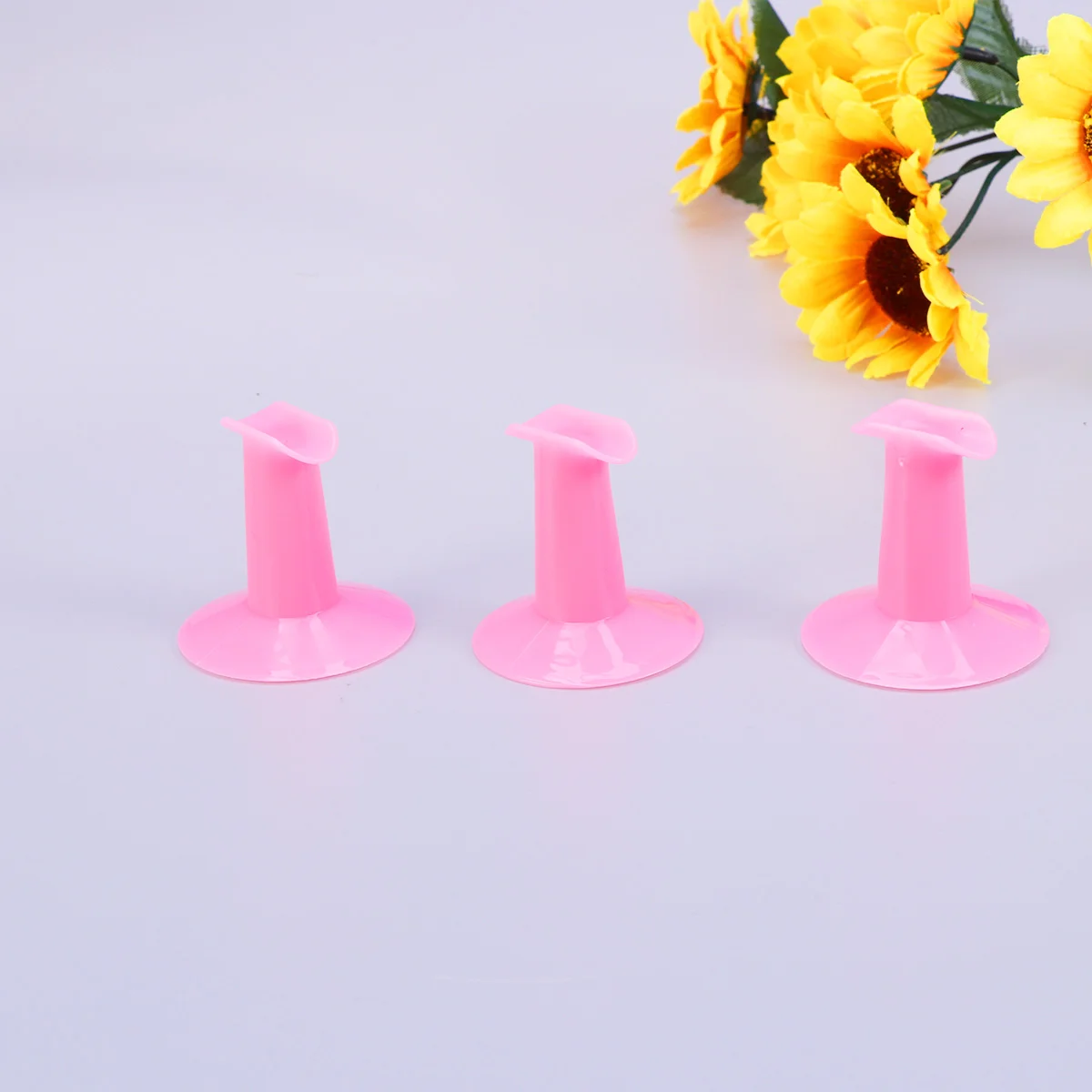 

3PCS Hard Plastic Finger Stand Support Rest Nail Design Painting Salon DIY Finger rest Nail finger support